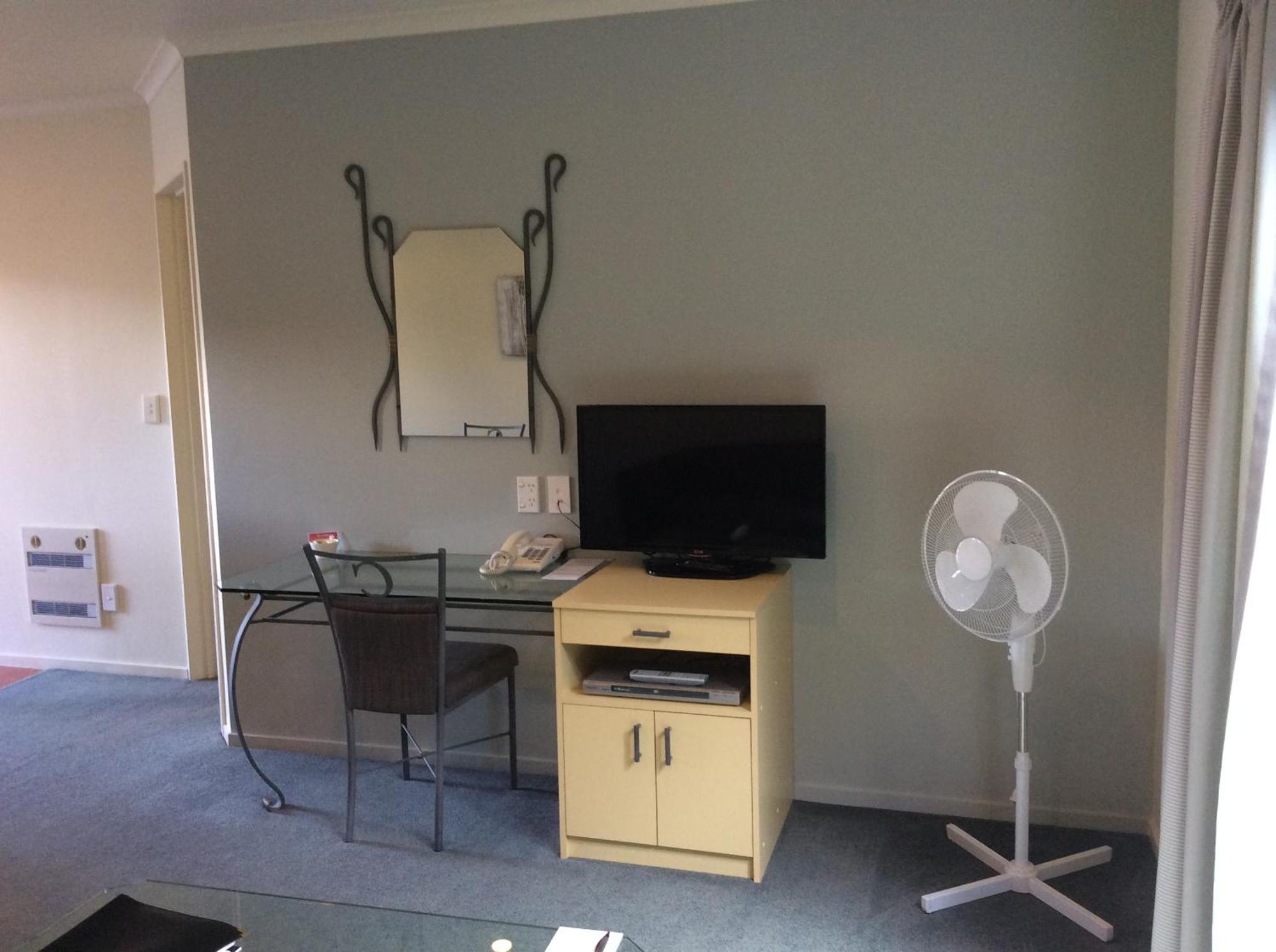 Chancellor Motor Lodge And Conference Centre Palmerston North Room photo