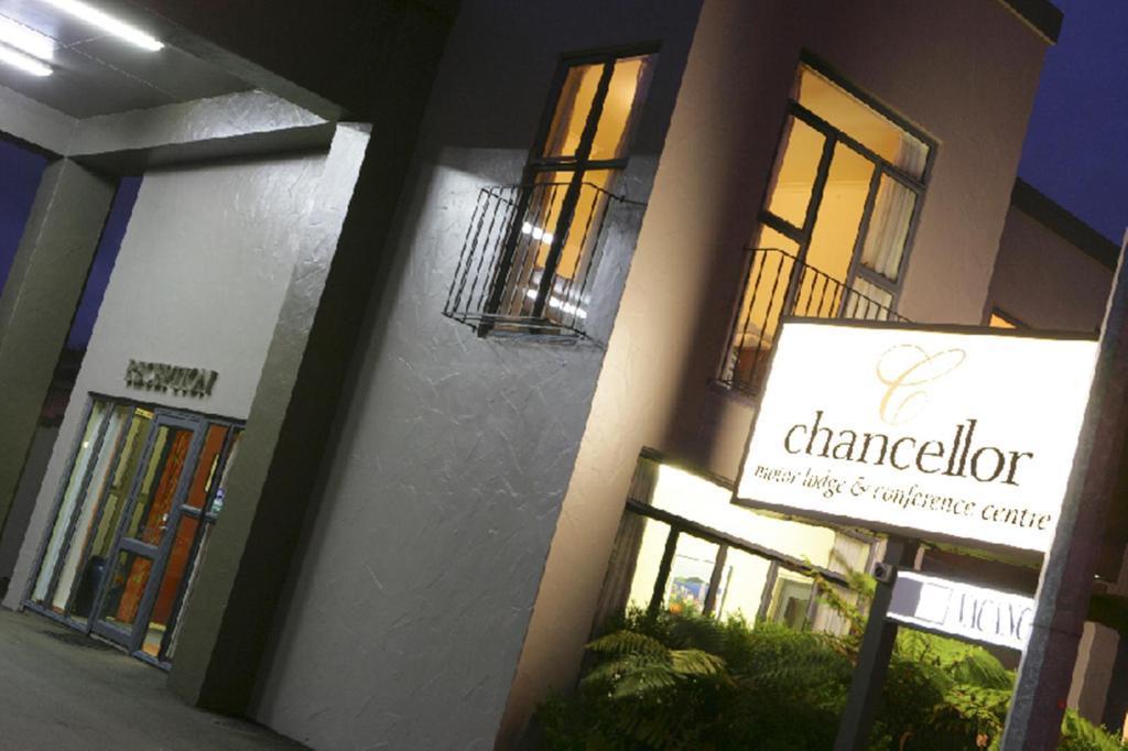 Chancellor Motor Lodge And Conference Centre Palmerston North Exterior photo